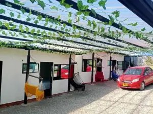 Hotel chimeneas del dorado