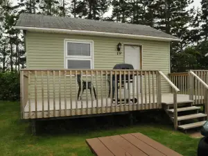 North Rustico Motel & Cottages