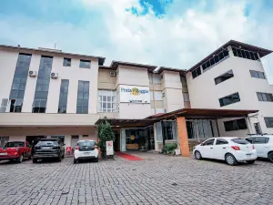 普拉塔維拉吉奧飯店