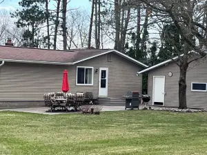 Charming 4-bedroom house in lovely Wabasha with AC