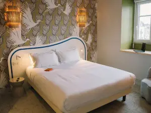 โฮเต็ล เลส์ กรองด์ วอยาจูร์