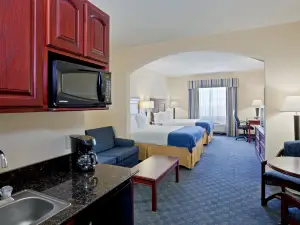 Holiday Inn Express & Suites Pampa