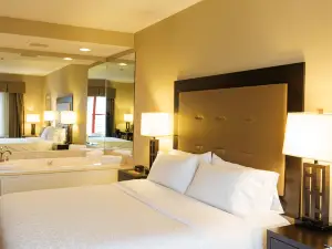 Holiday Inn Express & Suites OLATHE NORTH by IHG