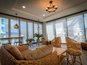 Triple Z Hotel