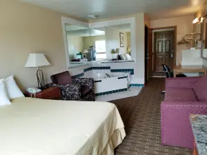 Inn of the Pines
