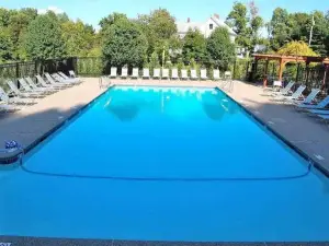 Spacious 3 Bedroom Condo Close to Weirs Beach!!