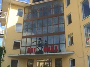 Pyatnica Hotel