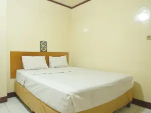 OYO 92778 Rumah Massagena Syariah Near Gedung Olahraga Enrekang