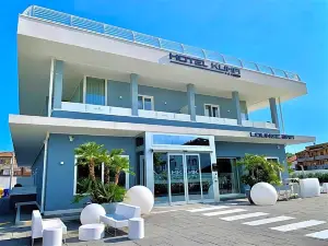 Hotel Kuma