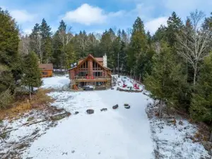 Beautiful Chalet, Mins to Hunter/Windham Slopes