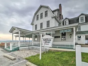 Updated Onekama Resort Condo on Portage Lake!