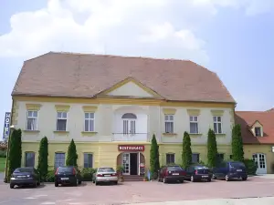 Hotel Club