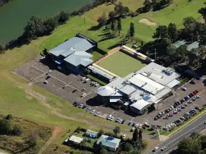 Macquarie 4 Star