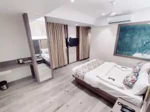 Hotel Everest Residency