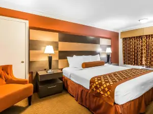 Rodeway Inn & Suites Canyon Lake-Menifee West
