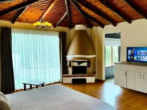 HOSTERIA & SPA SURILLAL