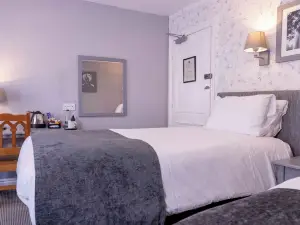 Cromwell Lodge Hotel by Greene King Inns