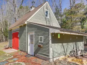 6 Mi to Kinne Preserve Cozy Canterbury Guest Home