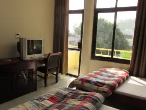 Viet Nhat Halong Hotel - Bai Chay