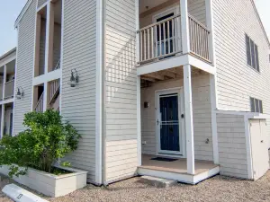 Luxury Living on Beautiful Beach with Spectacular View of the bay and PTown!