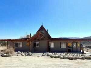 A-Lodge Salida - Cabins RV Tents Camping