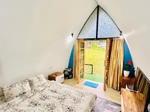 Gayana Hills