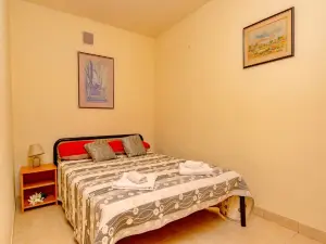 House Hidden Bay-One Bedroom Cottage with Terrace ans Sea View