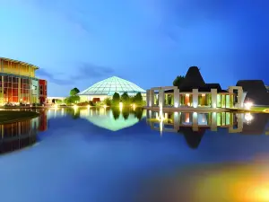 โรงแรมคาสทานีนโฮฟ