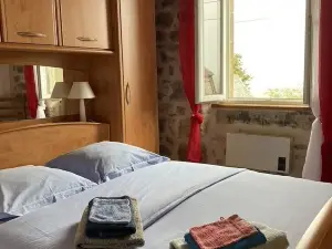 Gîte "Lo Soulenquo" sur le GR 65