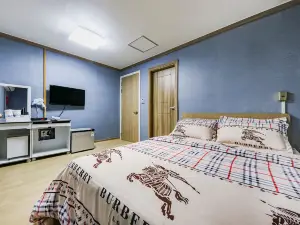 Boryeong Paradise Pension Motel