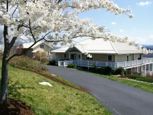 Inn at Riverbend