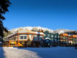 The Vance Creek Hotel & Conference Centre