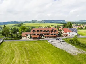 Berggasthof & Hotel Hinterrod