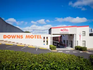 Downs Motel
