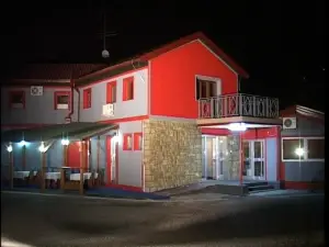 Orthodox Motel