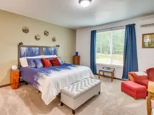 Peaceful Shelton Home w/ Spacious Yard & Fire Pit!