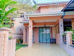 Dinaim Homestay