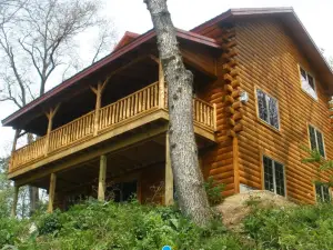 Root River Valley Cabin ~ Lanesboro, MN