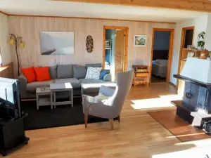 Loghouse apartment in arctic wonderland!