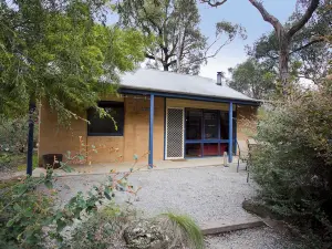Split Point Cottages