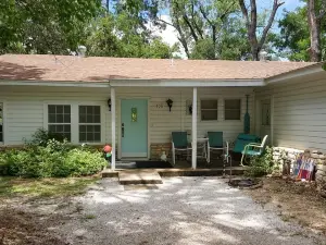 Constant-Level Lake LBJ - 3 Br Sleep 12