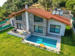 Yaka Esinti Villa