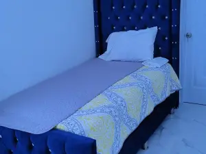 Madome Aparta Hotel