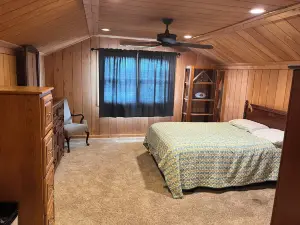 Charming 3-bedroom house at Heartland Farms in Bourbon,MO