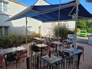 เล แซงต์ เบอนัวต์