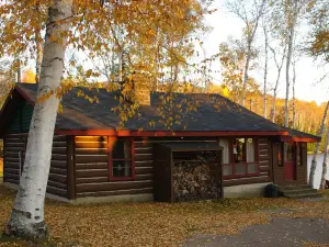 Hay Lake Lodge & Cottages