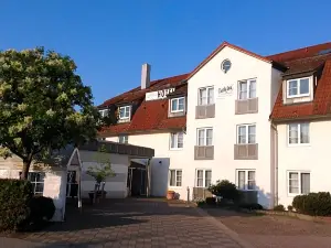 Check Inn Hotel Merseburg