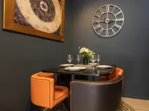 Boutique Family Apartment in Celebrity Village.