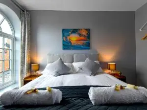 The Penthouse Gathering - Town Centre - Sleeps up to 16