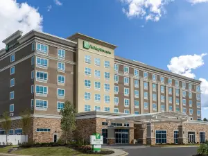 Holiday Inn & Suites Memphis Southeast-Germantown